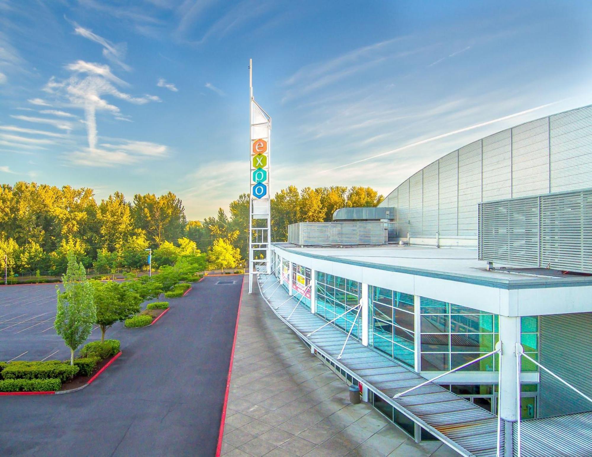 Holiday Inn Express Hotel & Suites Portland - Jantzen Beach By Ihg Exteriör bild
