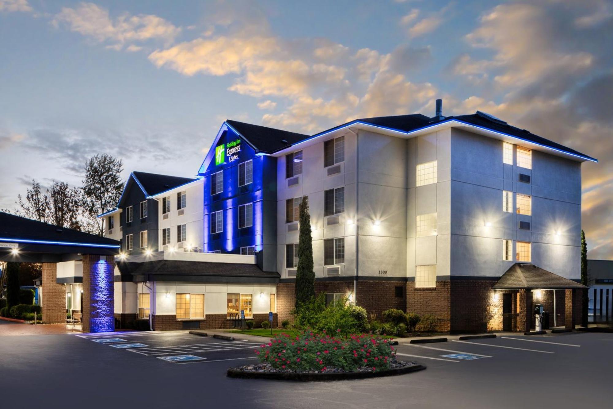 Holiday Inn Express Hotel & Suites Portland - Jantzen Beach By Ihg Exteriör bild