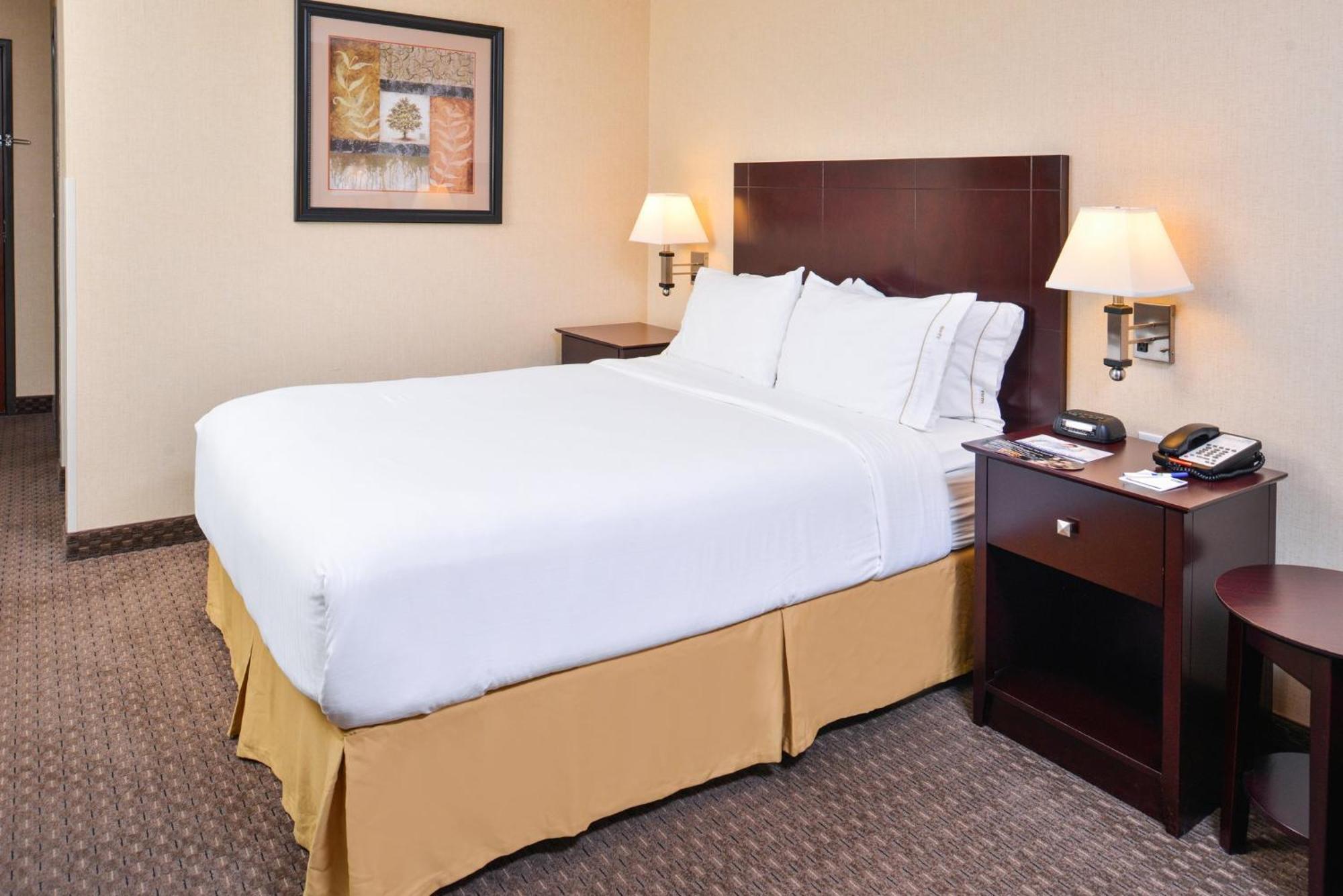 Holiday Inn Express Hotel & Suites Portland - Jantzen Beach By Ihg Exteriör bild