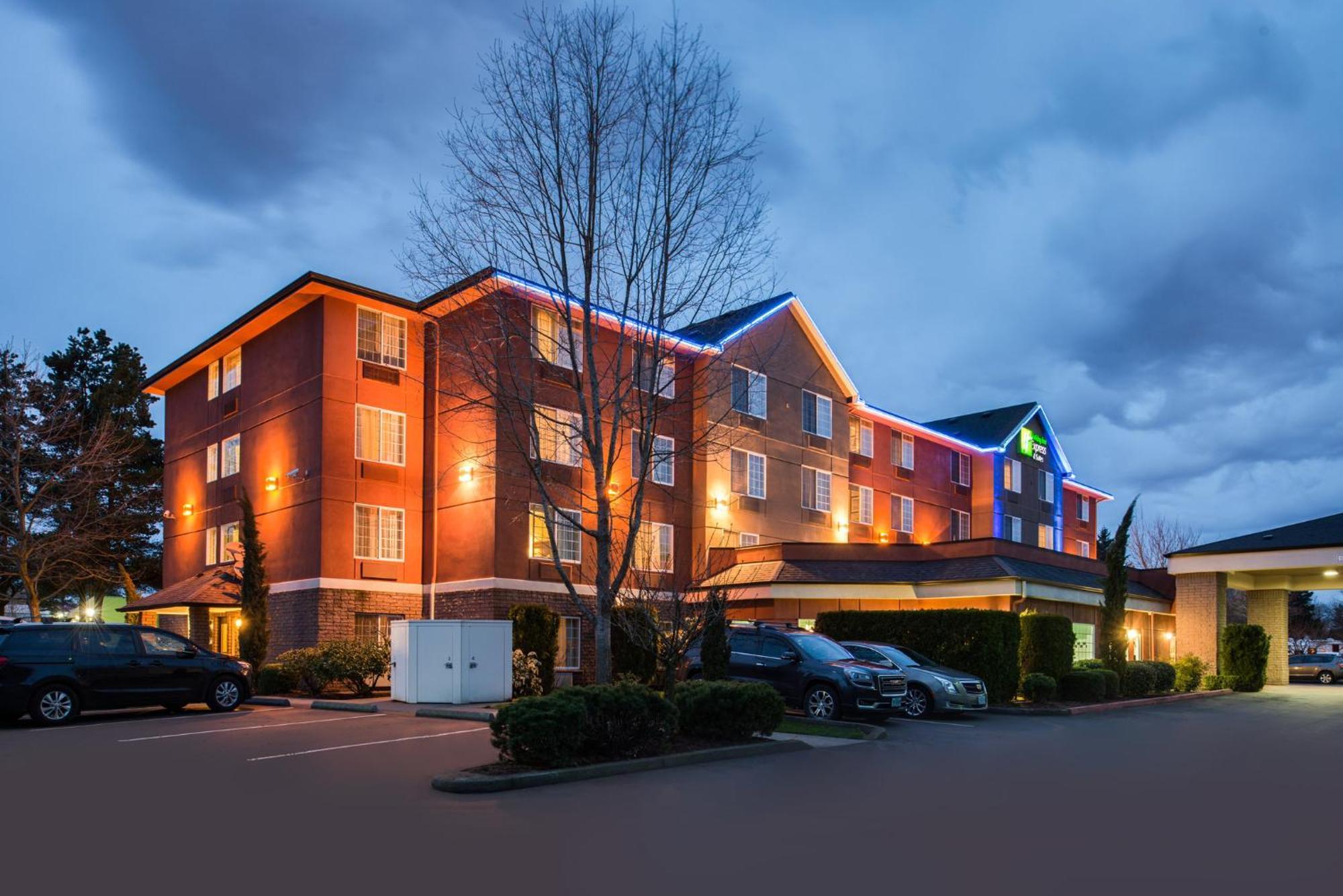 Holiday Inn Express Hotel & Suites Portland - Jantzen Beach By Ihg Exteriör bild