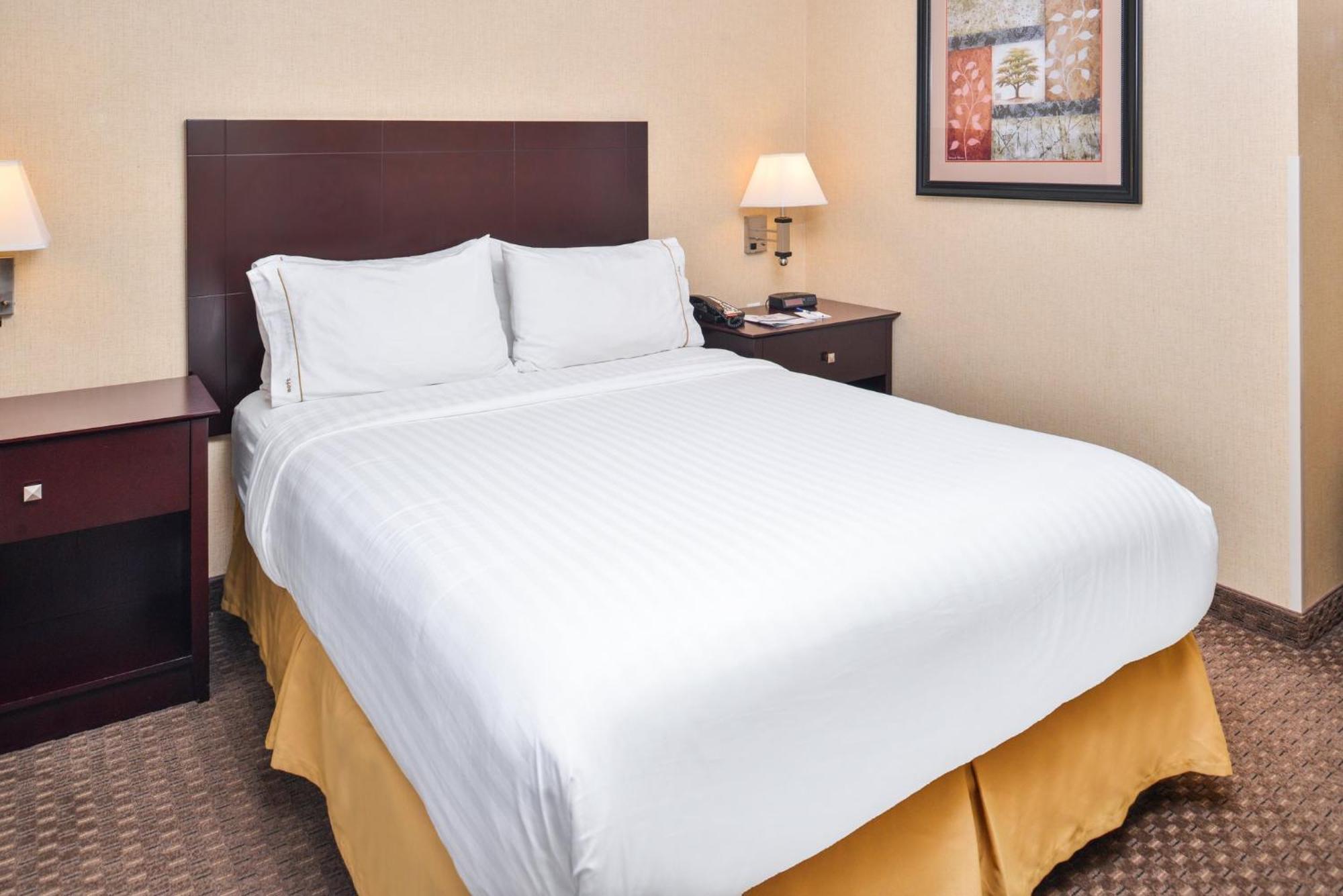 Holiday Inn Express Hotel & Suites Portland - Jantzen Beach By Ihg Exteriör bild